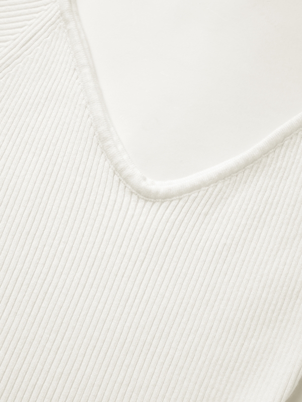 Einfarbiges, geripptes A-Linien-Strick-Minikleid mit V-Ausschnitt-6