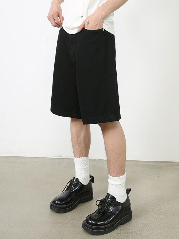 Gerade geschnittene, lockere Jeansshorts mit weitem Bein-1