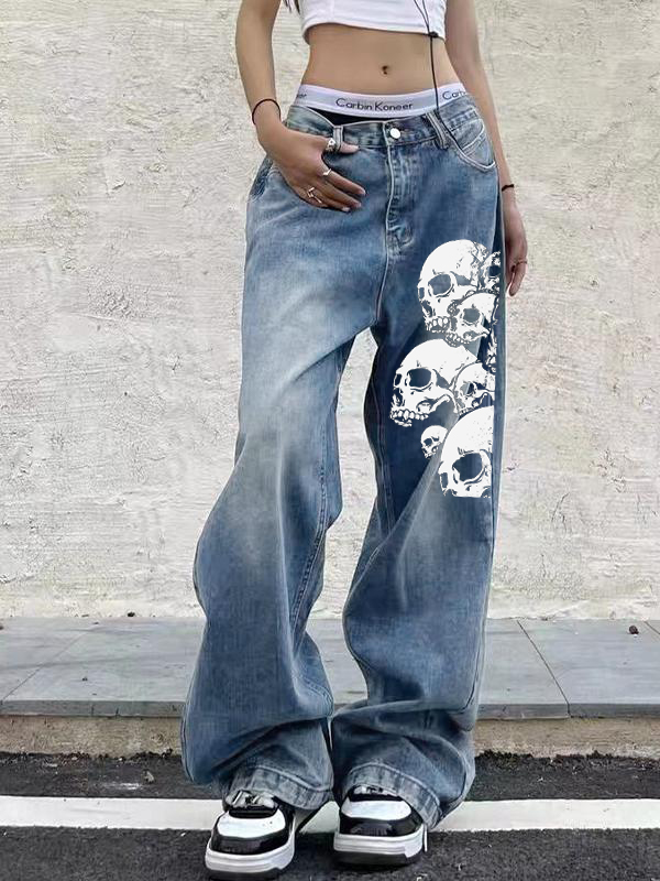 Boyfriendjeans mit weitem Bein und Totenkopf-Print im Vintage-Stil in Blau-1