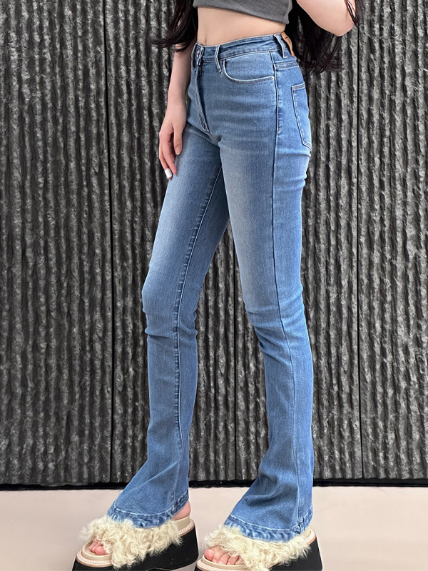 Schlankmachende Micro-Hufeisen-Flare-Jeans-1