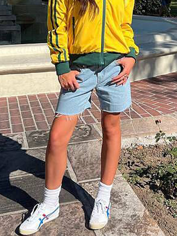 Jeansshorts mit niedriger Taille-6