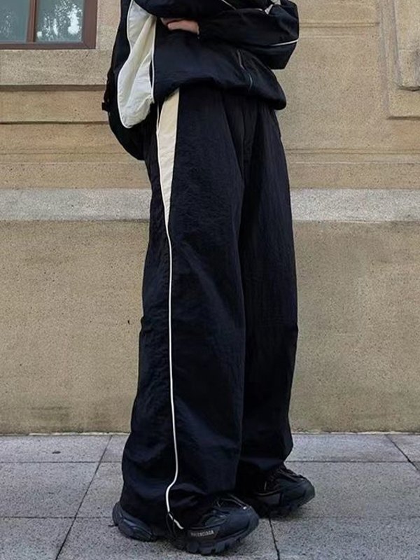 Lockere Fallschirmhose mit Kontrasteinsätzen für Herren-2