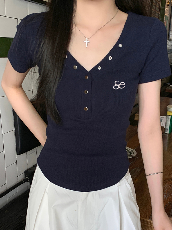 Strickwaren mit V-Ausschnitt und kurzen Ärmeln-2