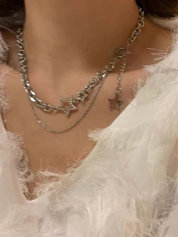 Mehrlagige Kettenhalskette mit Strass-Sterndekor-3