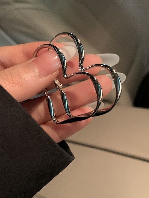 Herz-Ohrringe aushöhlen-1