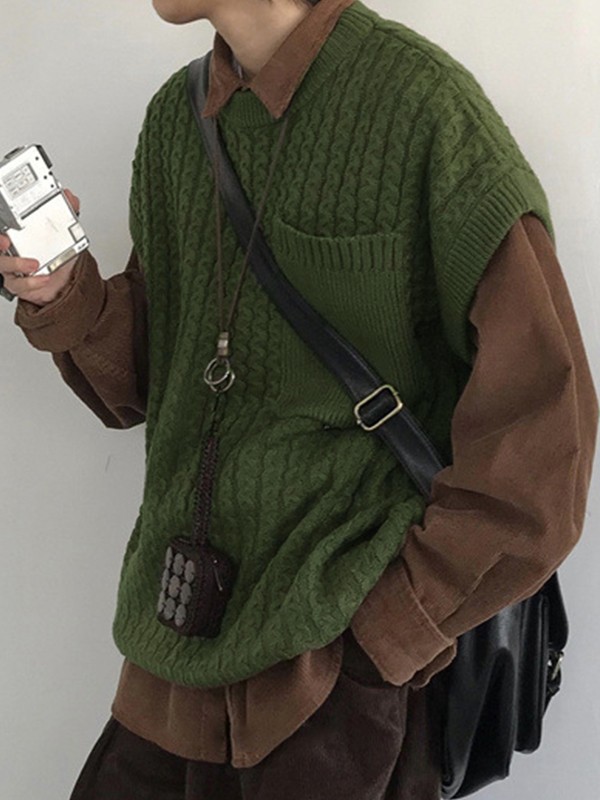 Herren-Strickweste mit Zopfmuster und Tasche vorne-1