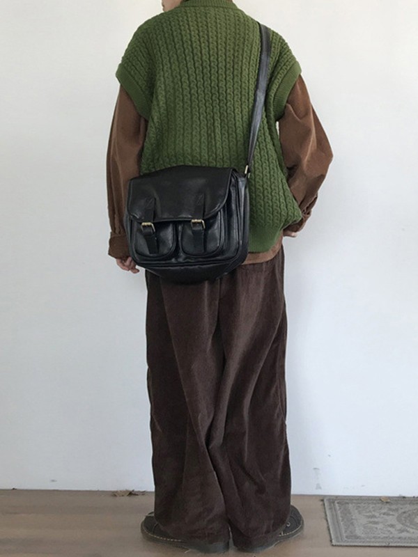 Herren-Strickweste mit Zopfmuster und Tasche vorne-3