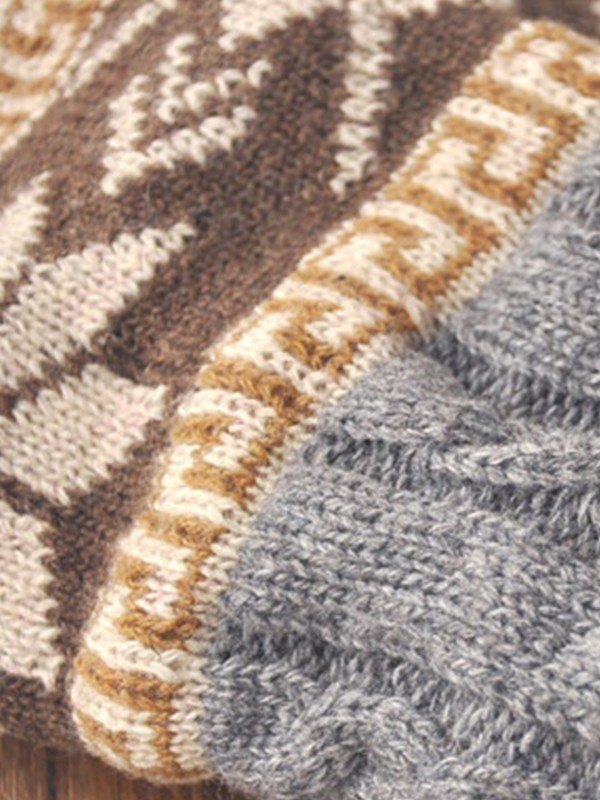 Weihnachtlicher Jacquard-Strickbeinwärmer-3