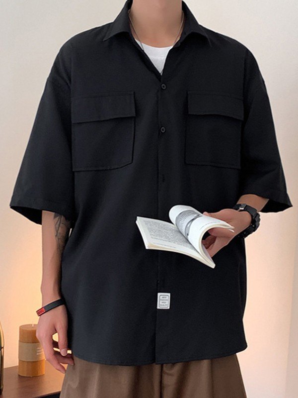 Kurzärmliges Hemd mit geknöpfter Fronttasche für Herren-1