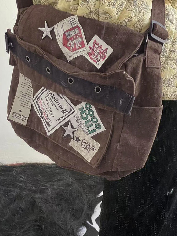 Vintage-Patch-Design-Umhängetasche-3