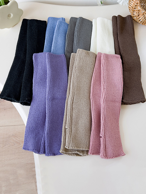 Solide gerippte Beinwärmer mit Ausschnitten-1